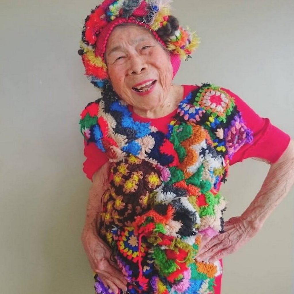 Бабушки огромные большой. Одежда для бабушек. Бабка модель. Костюм бабуси. Одежда для бабушки для фотошопа.