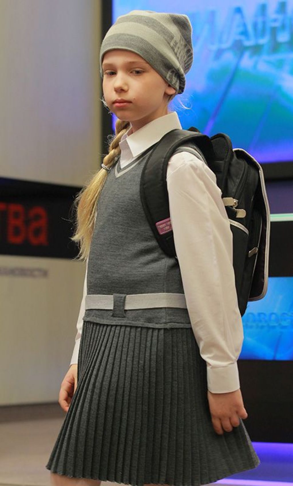 некрасивая школьная форма. школьный пиджак для девочки. школьная форма жакет для девочки. самая уродская школьная форма. некрасивая школьная форма.