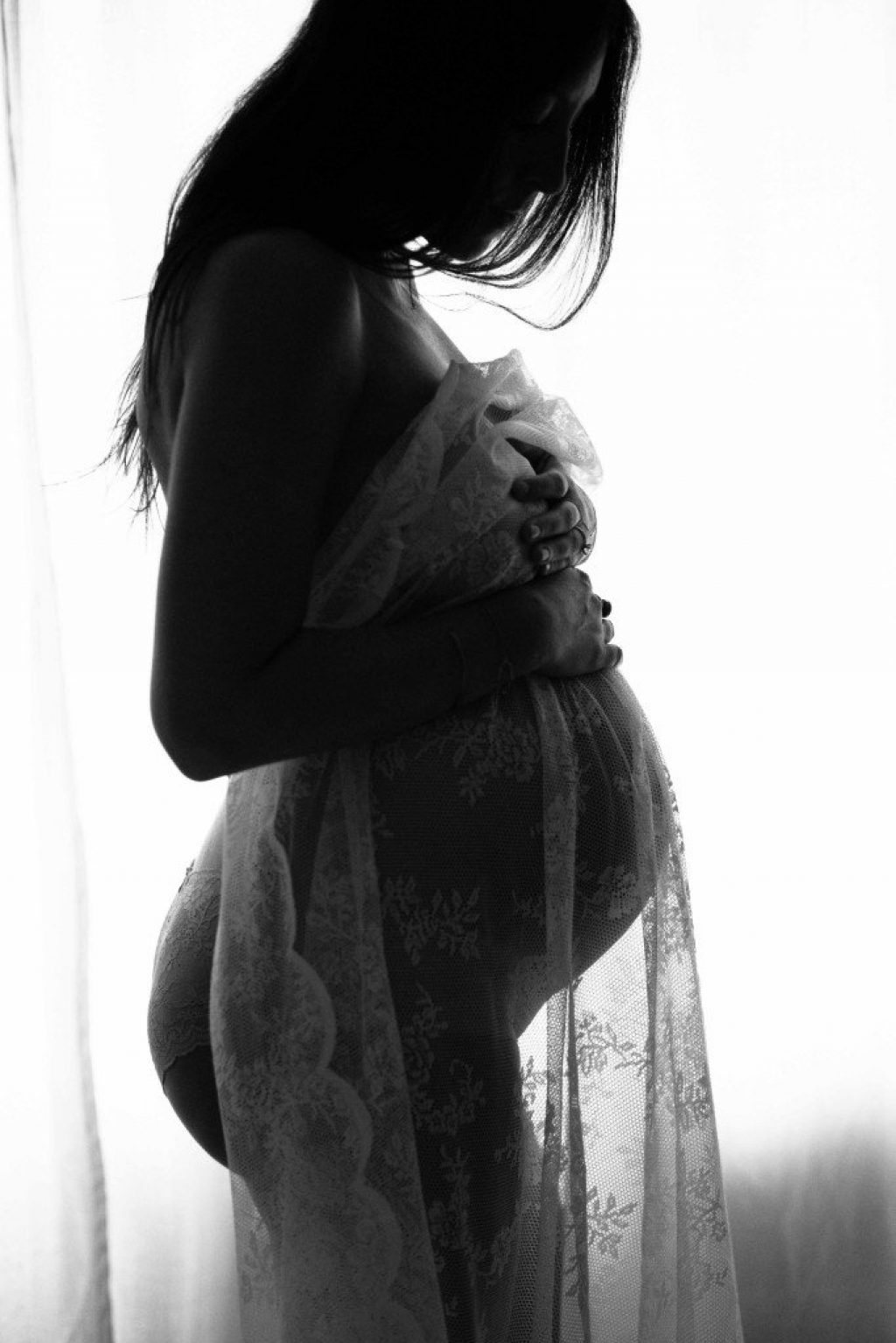 Фото беременных девушек без лица на аву